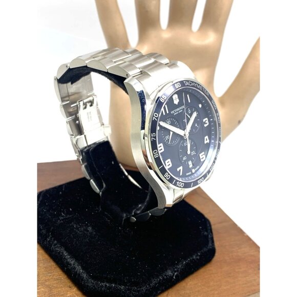 Victorinox Swiss Army Men's Watch 241652 Blue Dial Quartz Chronograph Steel 44mm - Picture 14 of 14